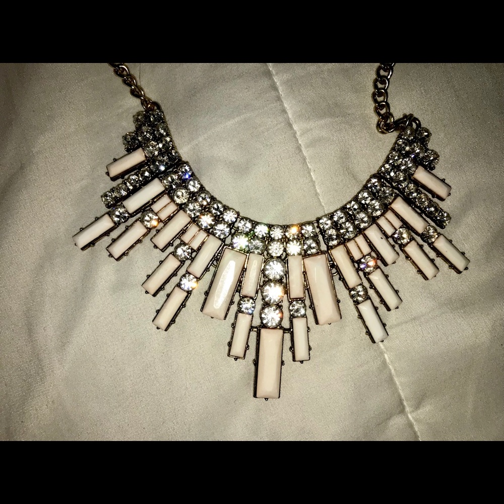Forever 21 statement necklace